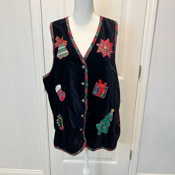 Vintage Victoria Jones Woman Christmas Vest Red Plaid Size 18 W Black Velvet - Picture 2 of 13